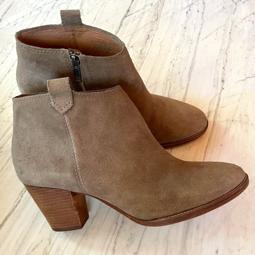 Madewell Billie Boot In Wet Pebble